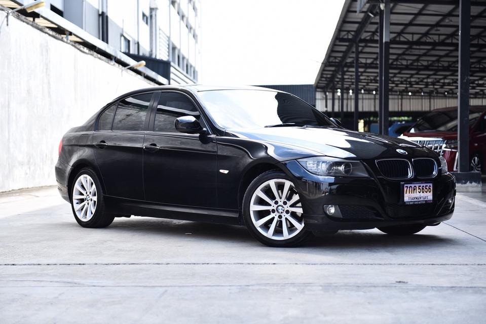 2010 แท้ BMW 320i SE LCI V-Shape E90 ทะเบียนคืน"🎊 รูปย่อยที่ 2