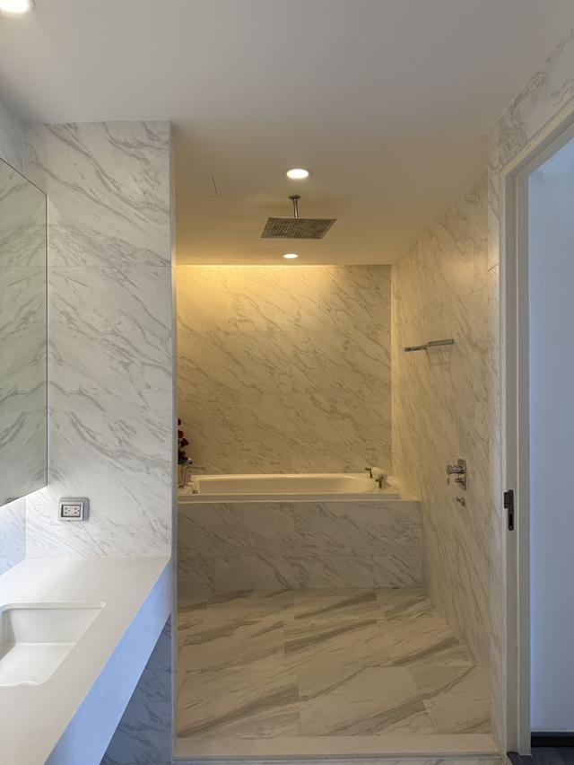 For Sale: The Pillar Sukhumvit 71 – Rare Pet-Friendly Condo with Sunset Views 12