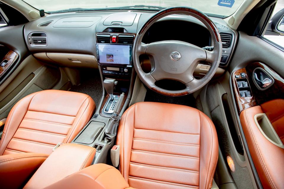 Nissan cefiro 2.0 Exclusive ปี 2002 เกียร์ออโต้ มือเดียวป้ายแดง  10