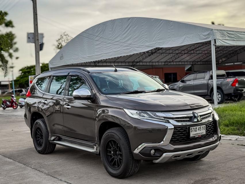 ขาย Mitsubishi Pajero 2.4GT ปี17