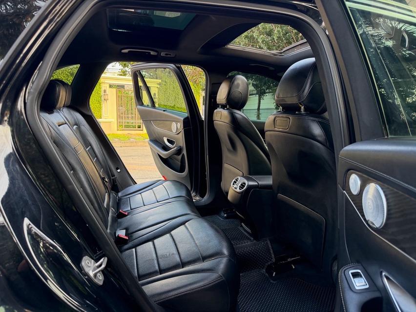 (แจ้งรหัสรถ AVA1919) 💙 Benz GLC250d AMG Dynamic 4matic ปี 2018 Top สุด Facelift รูปที่ 15