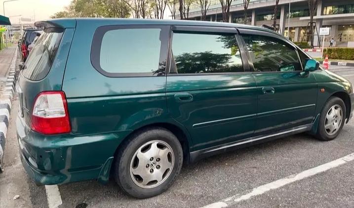 2003 Honda Odyssey สีเขียว 3