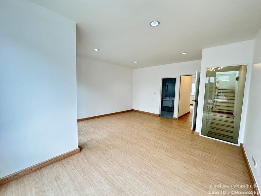 หมู่บ้านกรีนิช รามอินทรา 12