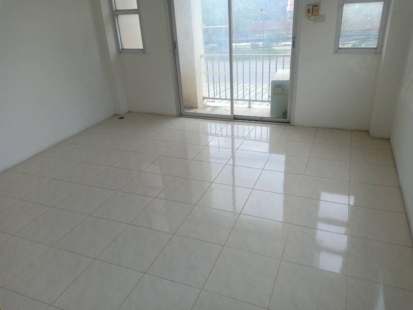 ทำเลดี หัวมุม อาคารพานิชย์ 3 ชั้น และอาคาร 1 ชั้นด้านข้าง รวมพื้นที่ใช้สอย 300 ตร.ม 40 ตร.วา ติดถ.พิชัยณรงค์สงคราม ต.สวนดอกไม้ อ.เสาไห้ สระบุรี 5