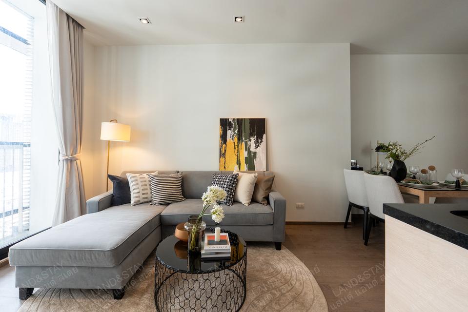 Park Origin Phrom Phong., High floor unit. 55.3 sqm. 3