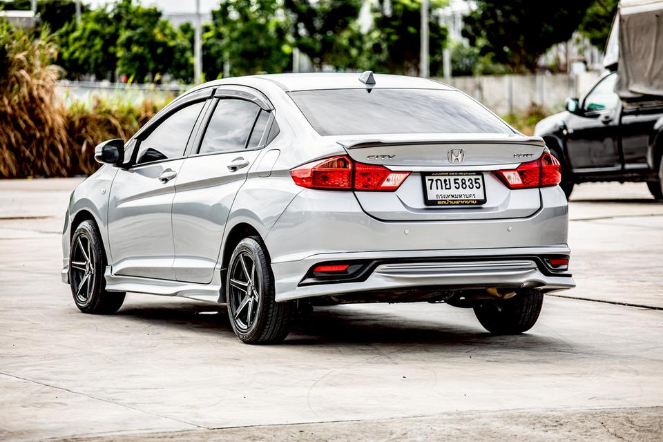 Honda City 1.5S ปี 2018 สีเทา มือเดียวป้ายแดง  8