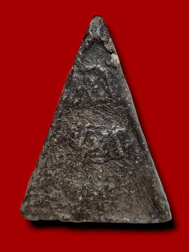 พระกรุ พระเครื่อง นางพญา 3