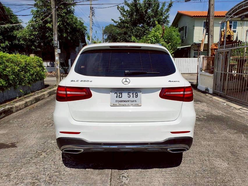 #Mercedes-Benz GLC 250d 2.1 AMG Dynamic ปี 2019 เกียร์ AT สีขาว รูปที่ 6