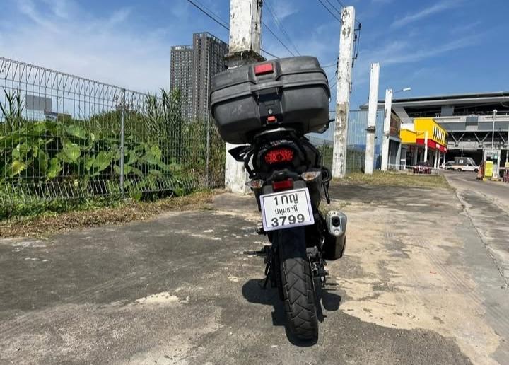 2017 Kawasaki Versys X300 ABS Tourer 4