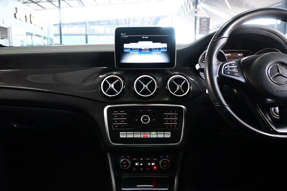 (แจ้งรหัสรถ JRS4487) ⚡ 🚘 BENZ CLA 250 AMG NIGHT EDITION ปี 2019รถมือเดียวป้ายแดง ประวัติศูนย์ทุกระยะ รูปที่ 11