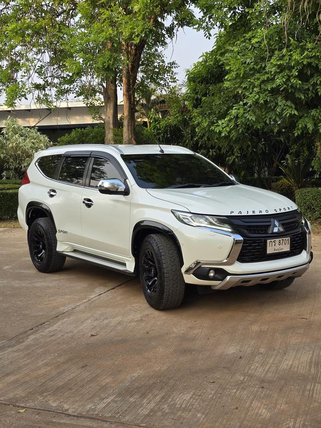 Mitsubishi Pajero Sport 2.4D GT Premium 16