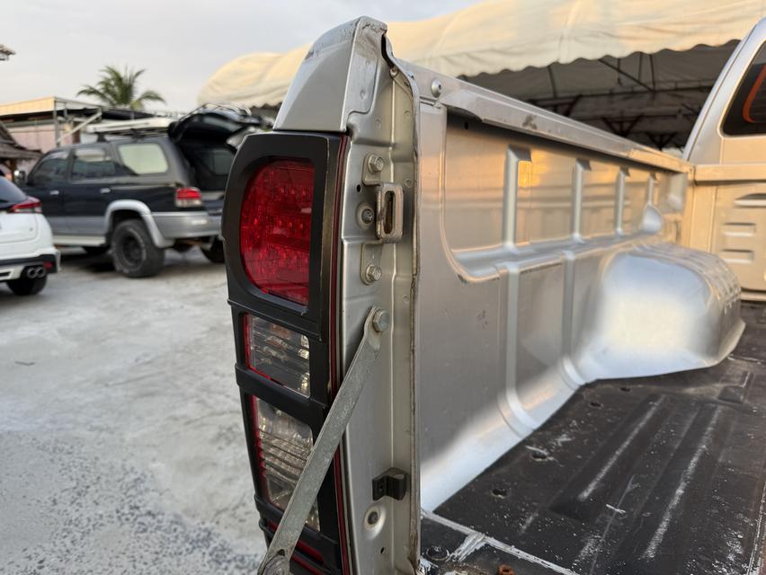 ขายตัด ISUZU D-MAX V-ROSS 2.5 Z 9
