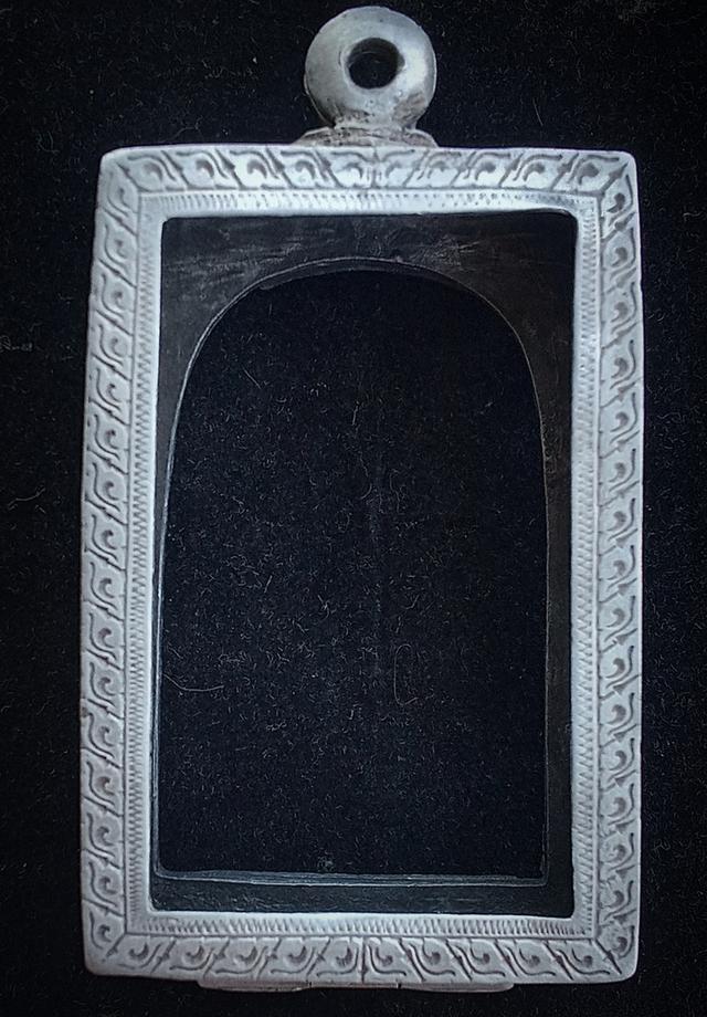 ตลับใส่พระสมเด็จ ลวดลายไทย รูปที่ 2