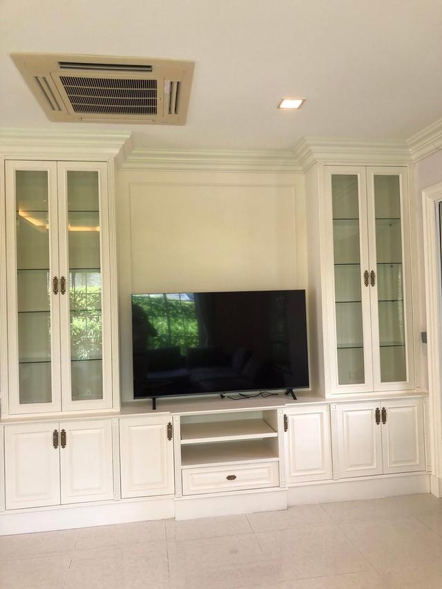 Vายบ้านหรู หมู่บ้านนาราสิริ บางนา กม 10 16