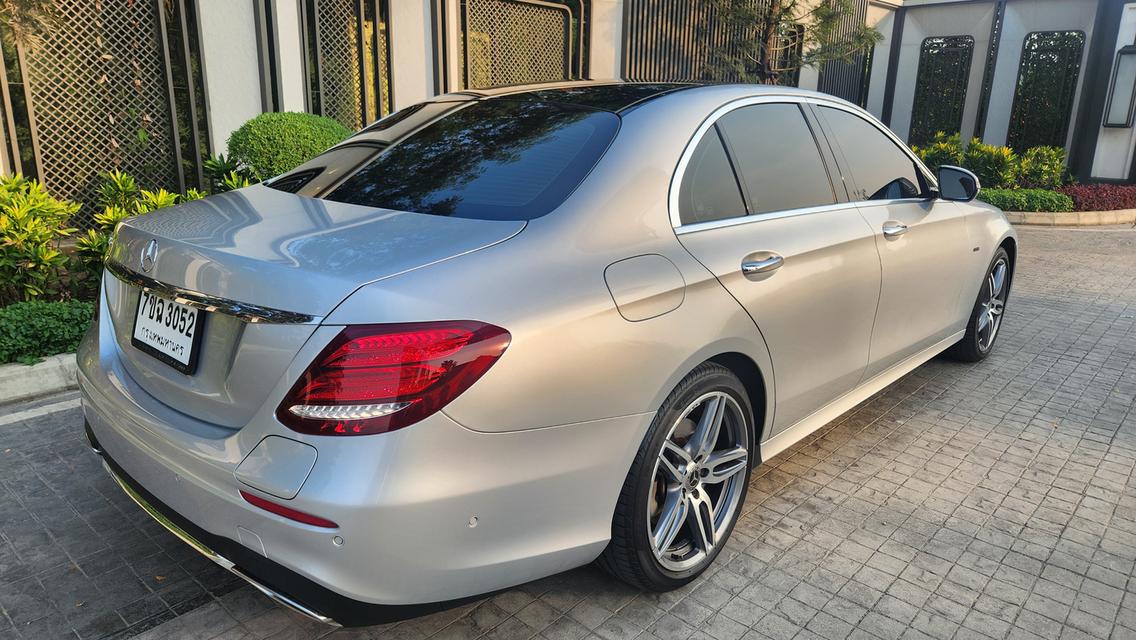 เจ้าของรถขายเอง Benz E350e 2018 ไมล์ 56,000 จดทะเบียนปี 2020 รถใหม่ ภายในใหม่ รูปที่ 18