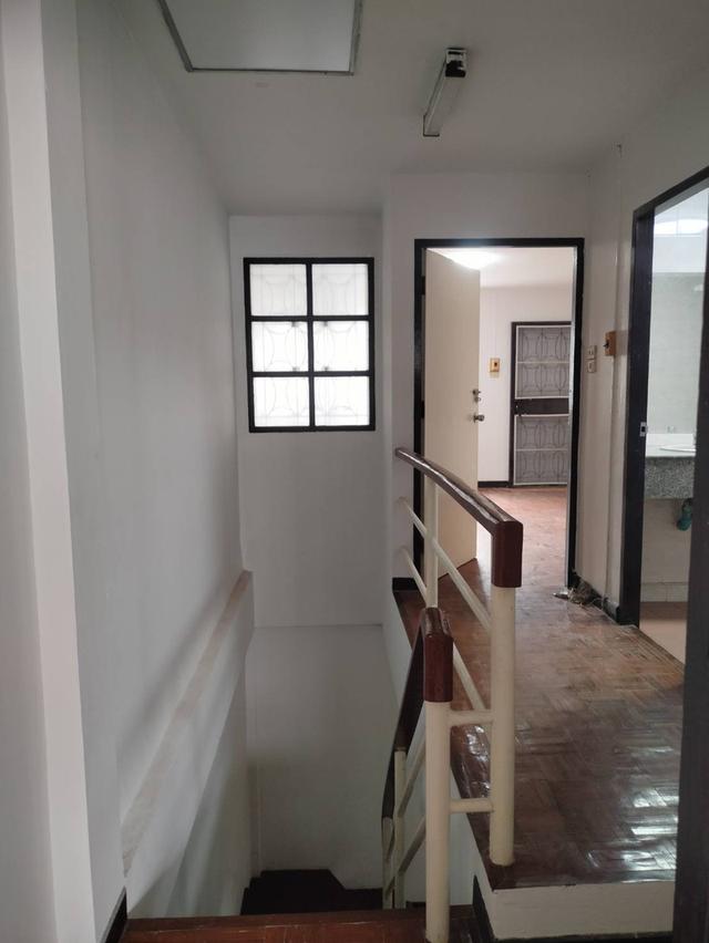 ขายทาวน์โฮม 3 ชั้น มบ.ธันยกานต์ วัชรพล ราคาดี พร้อมอยู่ 6