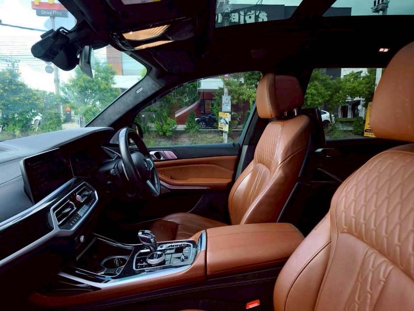 รหัสรถ KPV8444 2022 BMW X7 xDrive30d M SPORT  7