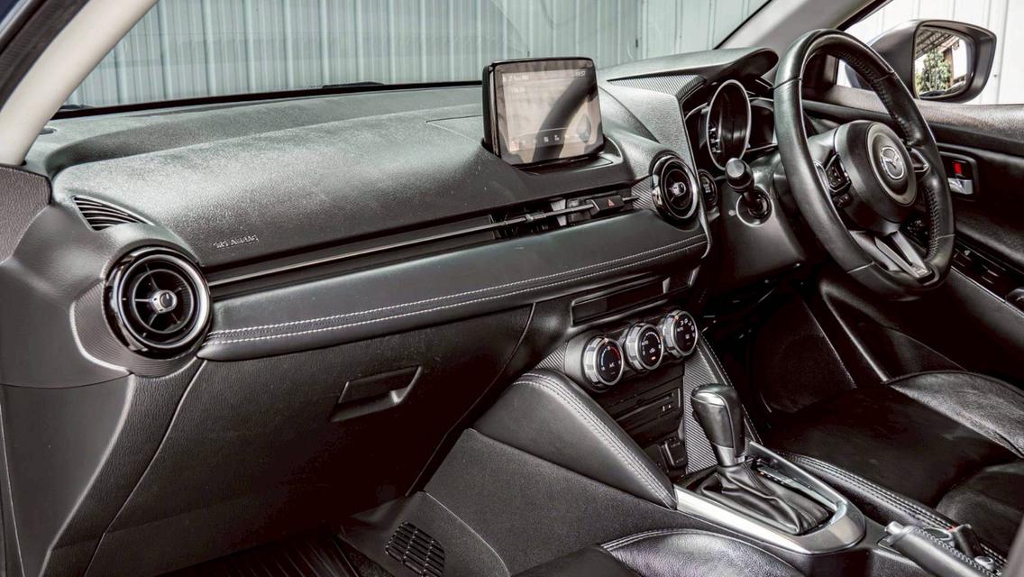 MAZDA MAZDA2 1.5 XD High Connect ปี 2018 สีน้ำเงิน โฉม ปี14-ปัจจุบัน 4Dr รูปที่ 9