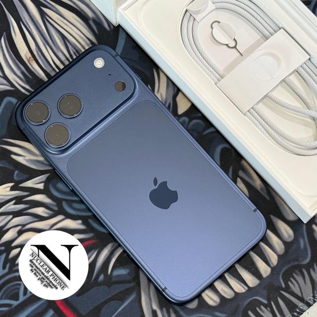 iPhone 17 pro max 256GB