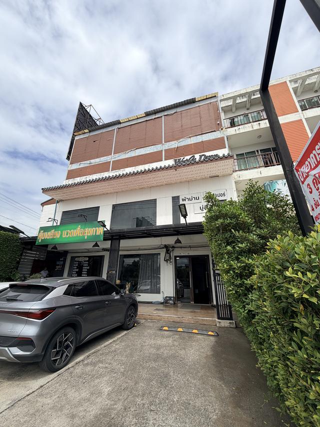 อาคารพาณิชย์ 4 ชั้น 3 ยูนิตติดกัน ติดถนนใหญ่ 7