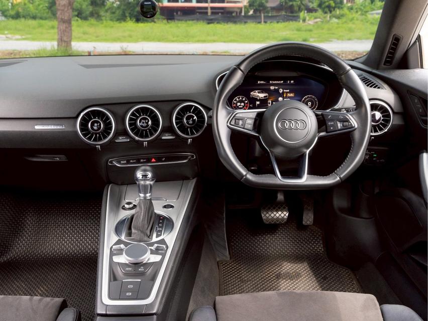 Audi TT Coupe 45 TFSI S-line ปี 2018 เลขไมล์ 62,000 ก.ม. 12