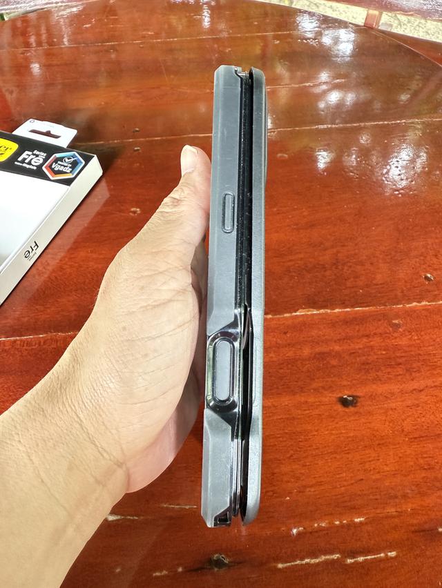 otterbox  iphone 16 pm