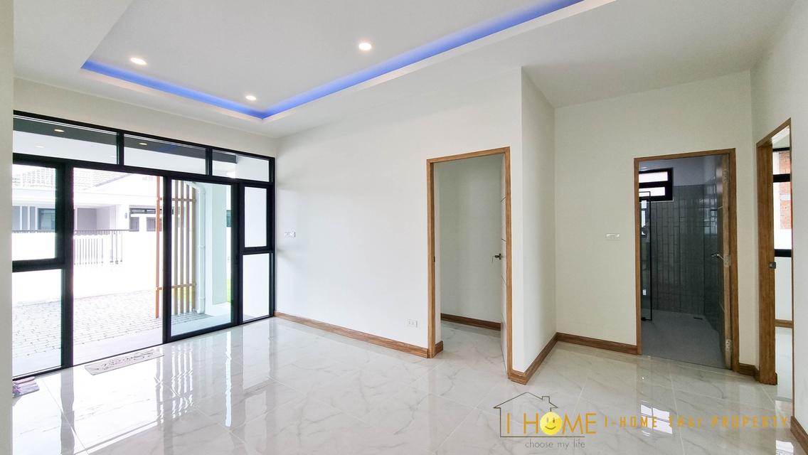 ✨ บ้านใหม่แกะกล่อง! ดีไซน์ทันสมัย หรูหรา พื้นที่กว้าง ตอบโจทย์ทุกครอบครัว 🏡 4