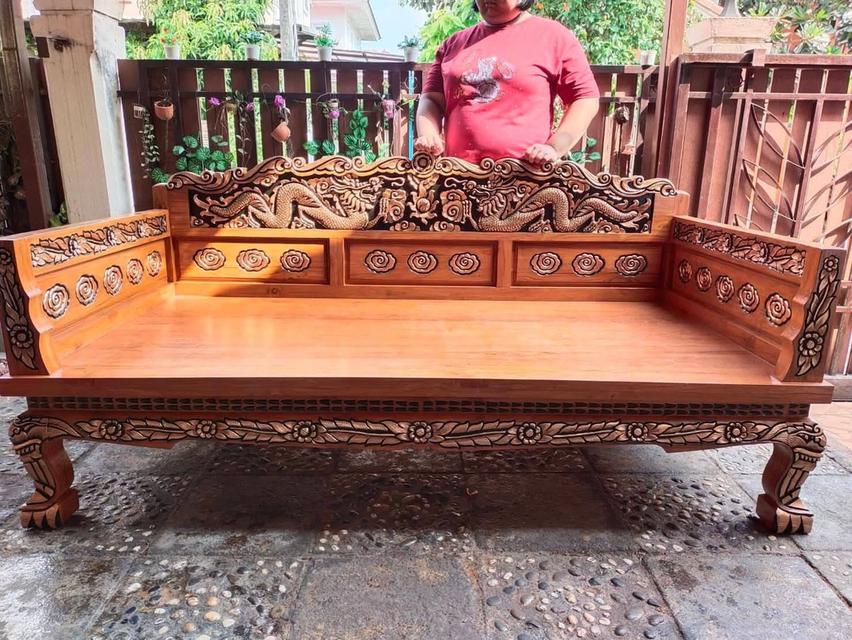 โซฟาไม้สักทอง แกะสลักลาย มังกร