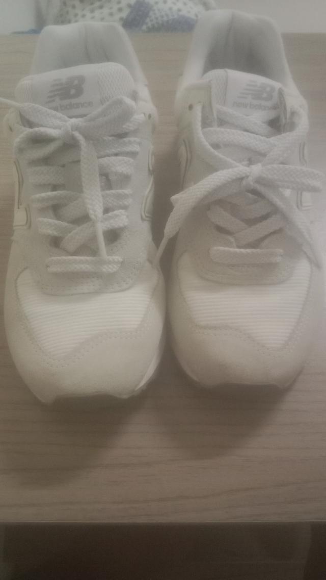 รองเท้าผ้าใบ New Balance