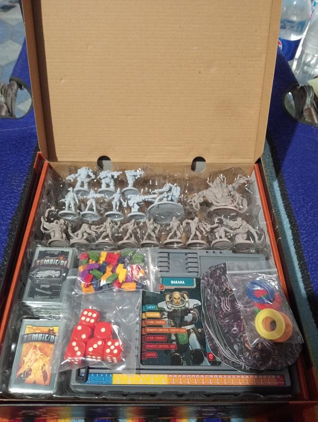 (มือสอง)zombicide: invader 3,300 2