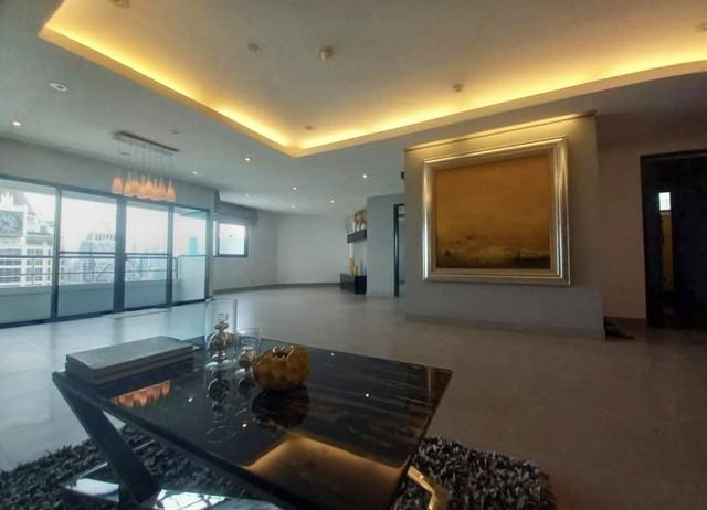 ขายคอนโด 3 ห้องนอน Sathorn Garden Condominium พื้นที่ 230 ตร.ม. ชั้น 32 วิวสวนลุมพินี ใจกลางสาทร 4