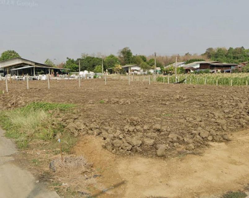 ขายที่ดินกลางหมู่บ้าน ติดถนน 4 ด้าน ตำบลตะคร้ำเอน ท่ามะกา กาญจนบุรี ใกล้มอเตอร์เวย์ M81 ด่านท่าม่วง 7.6 กม. 4