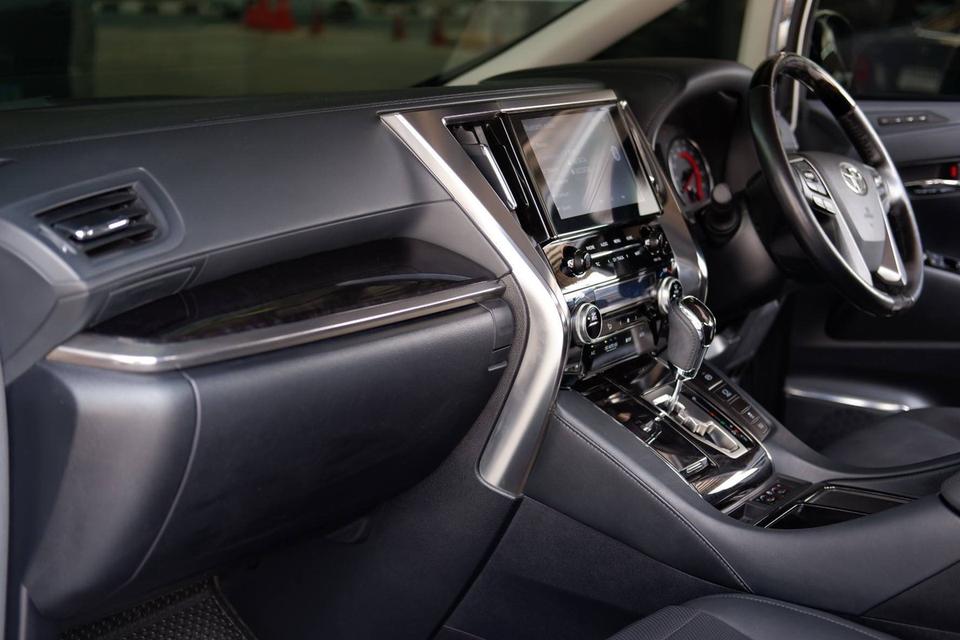 Toyota Alphard 2.5 SC Package 2021💰 ราคาพิเศษเพียง 2,190,000 บาท เท่านั้น! 📌 เลขไมล์เพียง 42,xxx KM รูปที่ 9