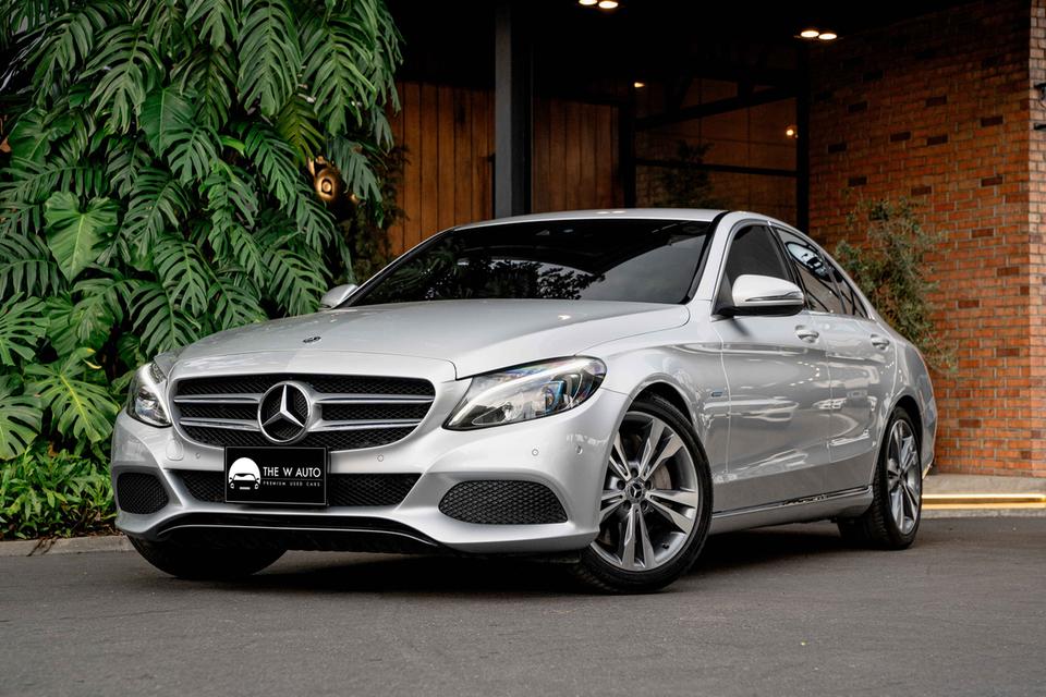 Mercedes-Benz C350e Avantgarde Plug-in Hybrid ปี 2018⚡️เข้าใหม่! 𝘽𝙀𝙉𝙕 𝘾𝟯𝟱𝟬𝙚 ⭐️59,000 ผ่อน 12,xxx บาท!