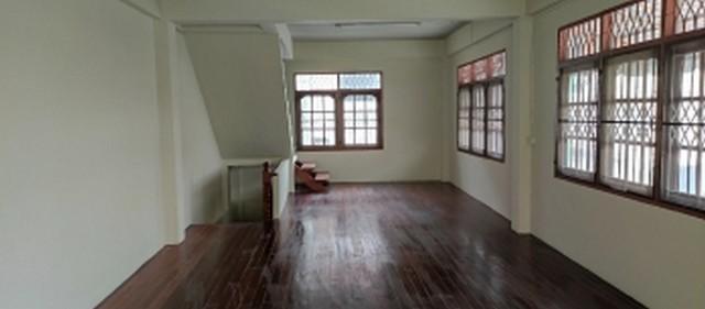 โกดังพร้อมออฟฟิศย่านอุดมสุม ซอยอุดมสุข 51 ซอยประวิทย์และเพื่อน 13