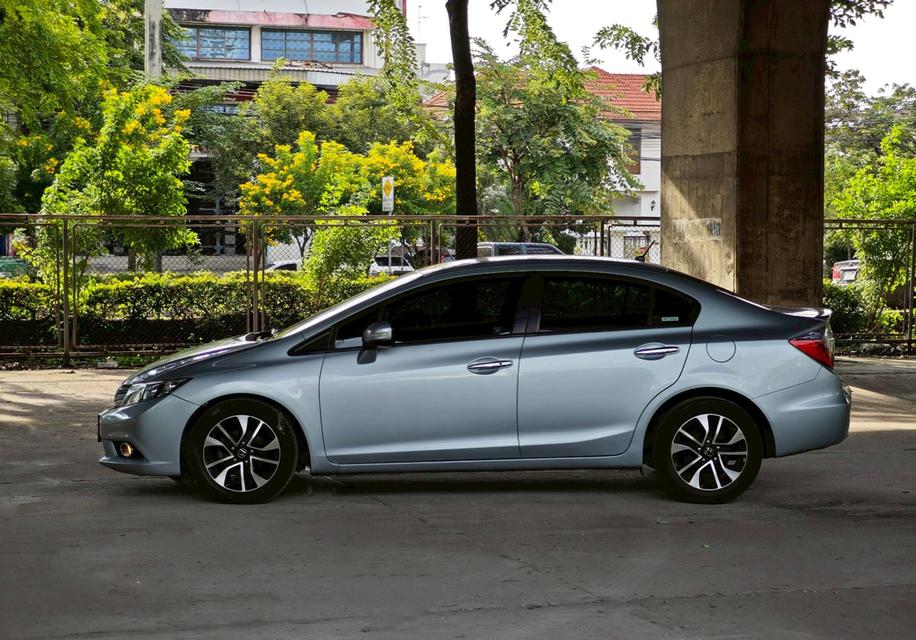 Honda Civic FB 1.5 Hybrid ปี 2013