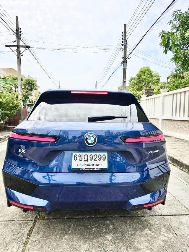 รหัสรถ KCY9299 BMW iX40 ไฟฟ้าล้วน AUTO ปี 2023 จดปี 2025