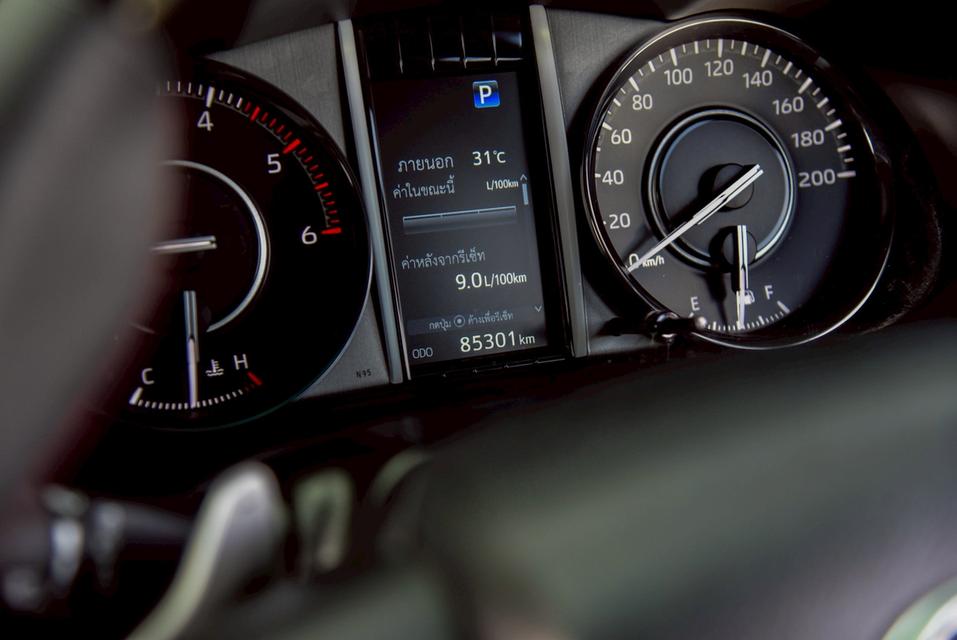 รหัสรถ CBL612 TOYOTA FORTUNER 2.4 Legender 2WD AT 2023 17