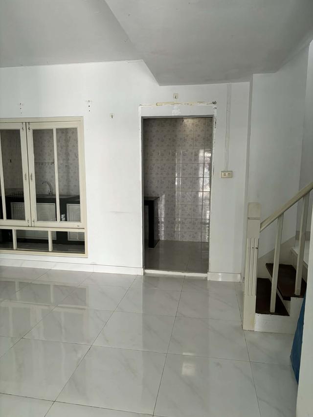 ขายทาวน์เฮ้าส์ 2 ชั้น หมู่บ้านพฤกษา12/1 คลองหลวง คลองสาม 3