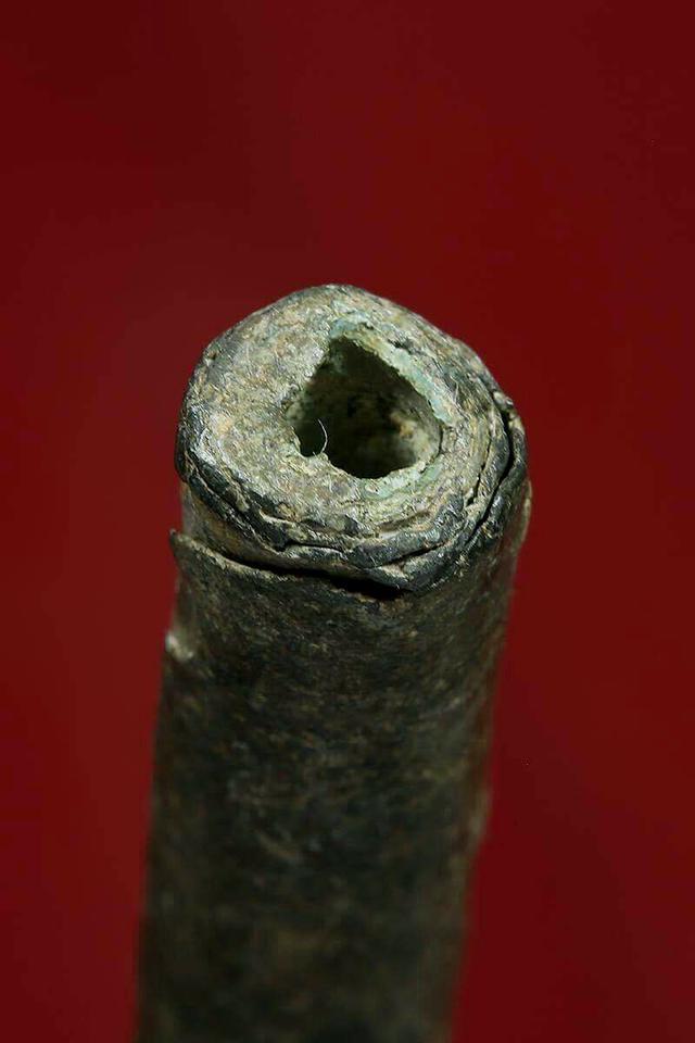 ตะกรุดสาริกาจันทร์เพ็ญหลวงปู่ศุข วัดปากคลองมะขามเฒ่า ชัยนาท รูปที่ 2