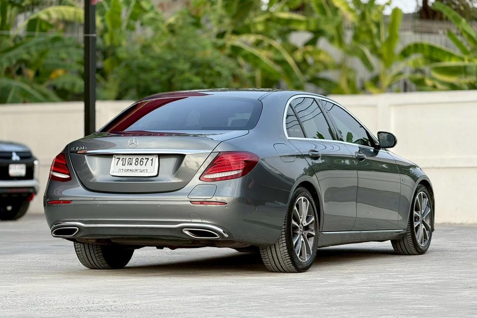ปี 2018 BENZ E-CLASS, E350e 2.0 AVANTGARDE มือเดียวออกห้าง รูปที่ 5