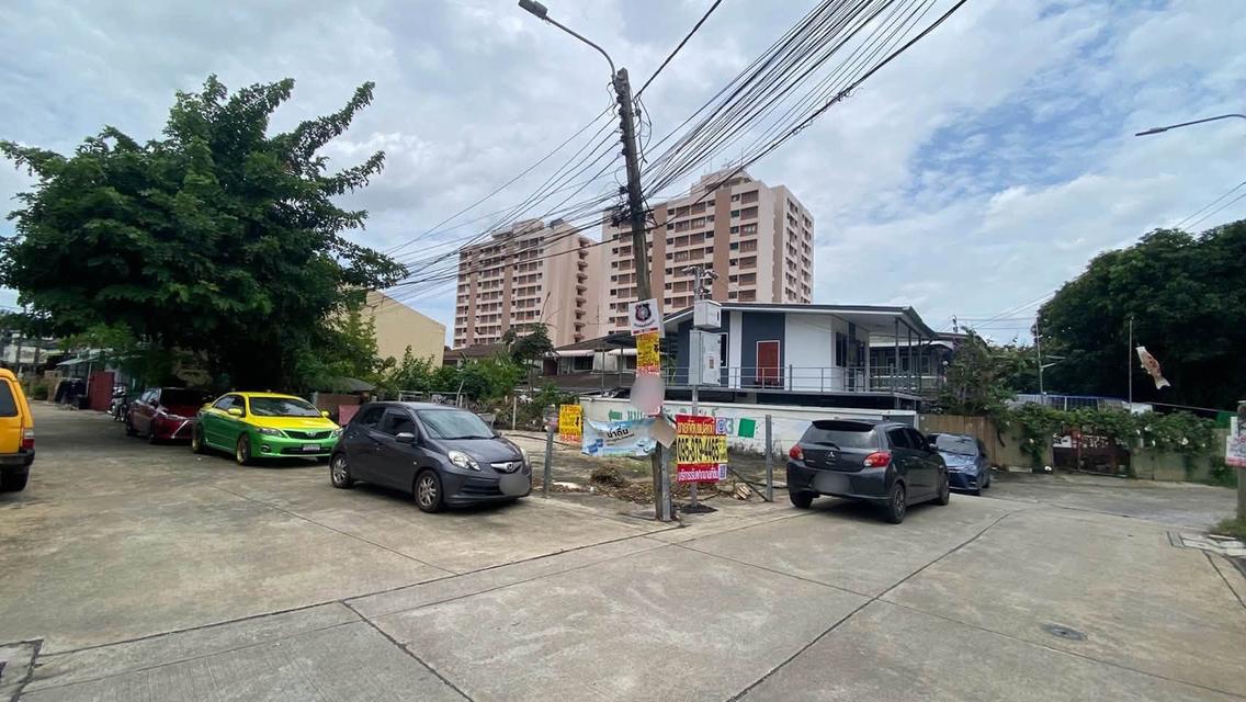 ขายด่วนที่ดินถมแล้ว 40 ตรว ติดถนนคอนกรีตสาธารณะ 2 ด้าน แปลงมุม ซ.ประชานุกูล 3 ซอย 1 บางซื่อ กรุงเทพฯ 4