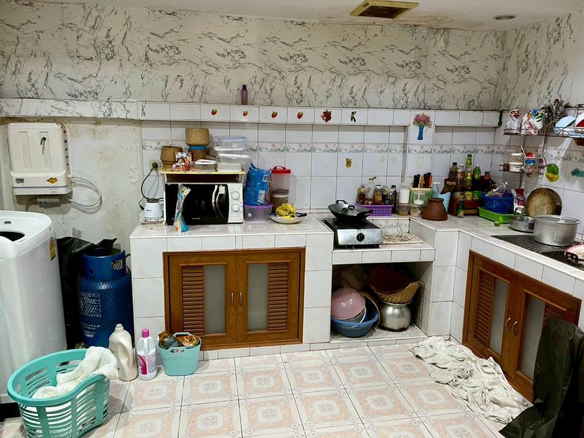 ทาวน์โฮม 2 ชั้น โครงการ ลินดาเฮ้าส์ (ข้างศูนย์อีซูซุ พานทอง) 4