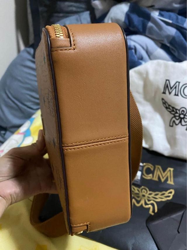 กระเป๋า ยี่ห้อ MCM 5