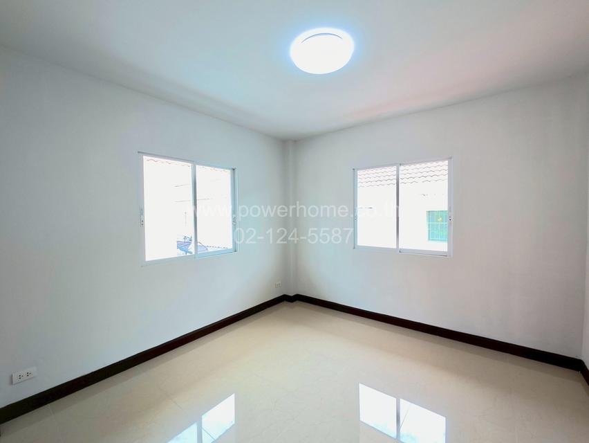 หมู่บ้านอู่ทองเพลส 6 ใกล้ตลาดเปียร์นนท์ ถนนลำลูกกา ต.คูคต อ.ลำลูกกา จ.ปทุมธานี 15