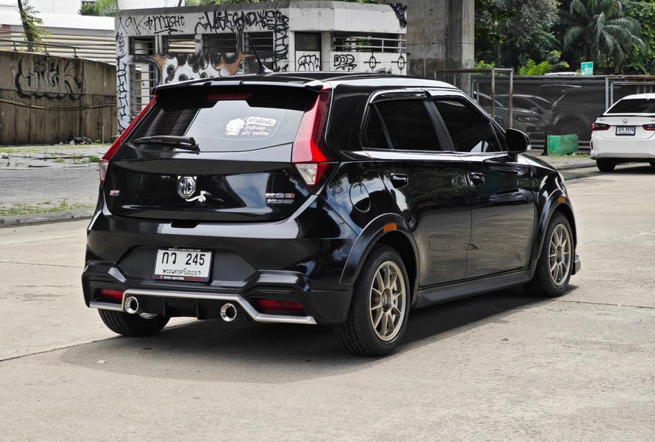 MG3 1.5 V Sunroof AT ปี 2019 4