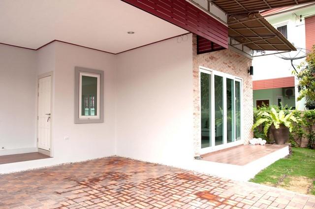 ขายบ้านเดี่ยว 2 ชั้น 56 ตรว. หมู่บ้านระเบียงสวน 5 ถนนราษฎร์พัฒนา ซอยมิสทีน ใกล้เตรียมอุดมน้อมเกล้า 2