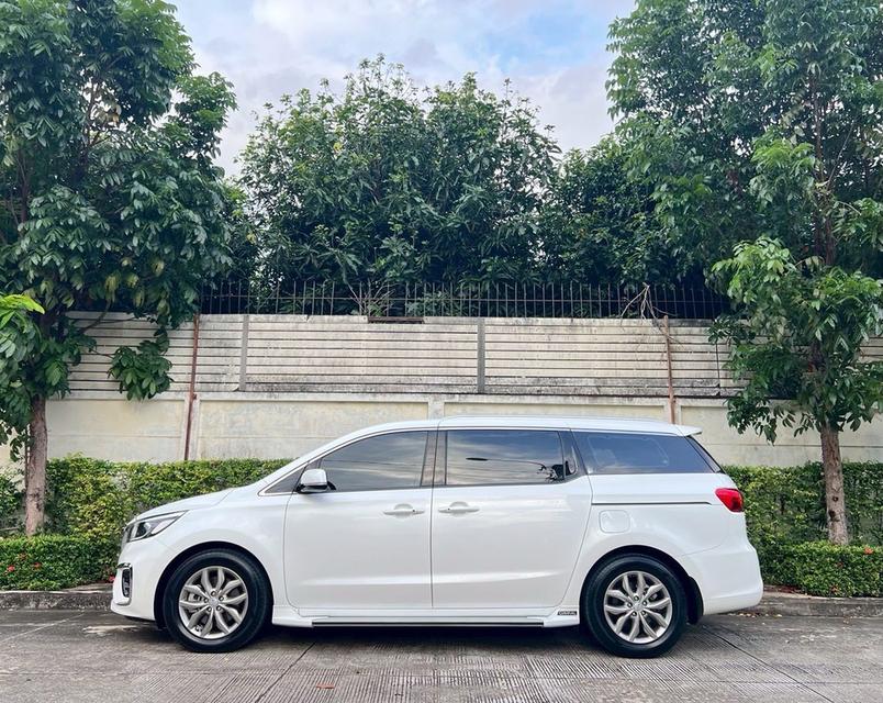 รหัสรถ AP2244 KIA Grand Carnival Minorchange 2.2 EX 8AT ปี20 สีขาว 6