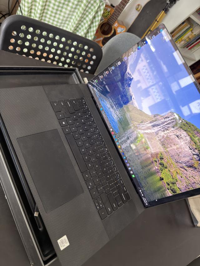 Dell XPS 9700 17“ i7 | RTX 2060 6GB | 16GB RAM | 512GB SSD รูปที่ 3