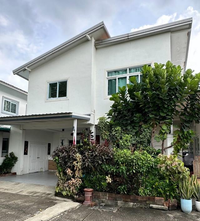 ขายบ้านเดี่ยว 2ขั้น หมู่บ้านรัตวรรณ2 ลำลูกกาคลองสี่ แถมฟรี รถBENZ S300 1คัน ลำลูกกา ปทุมธานี. 5